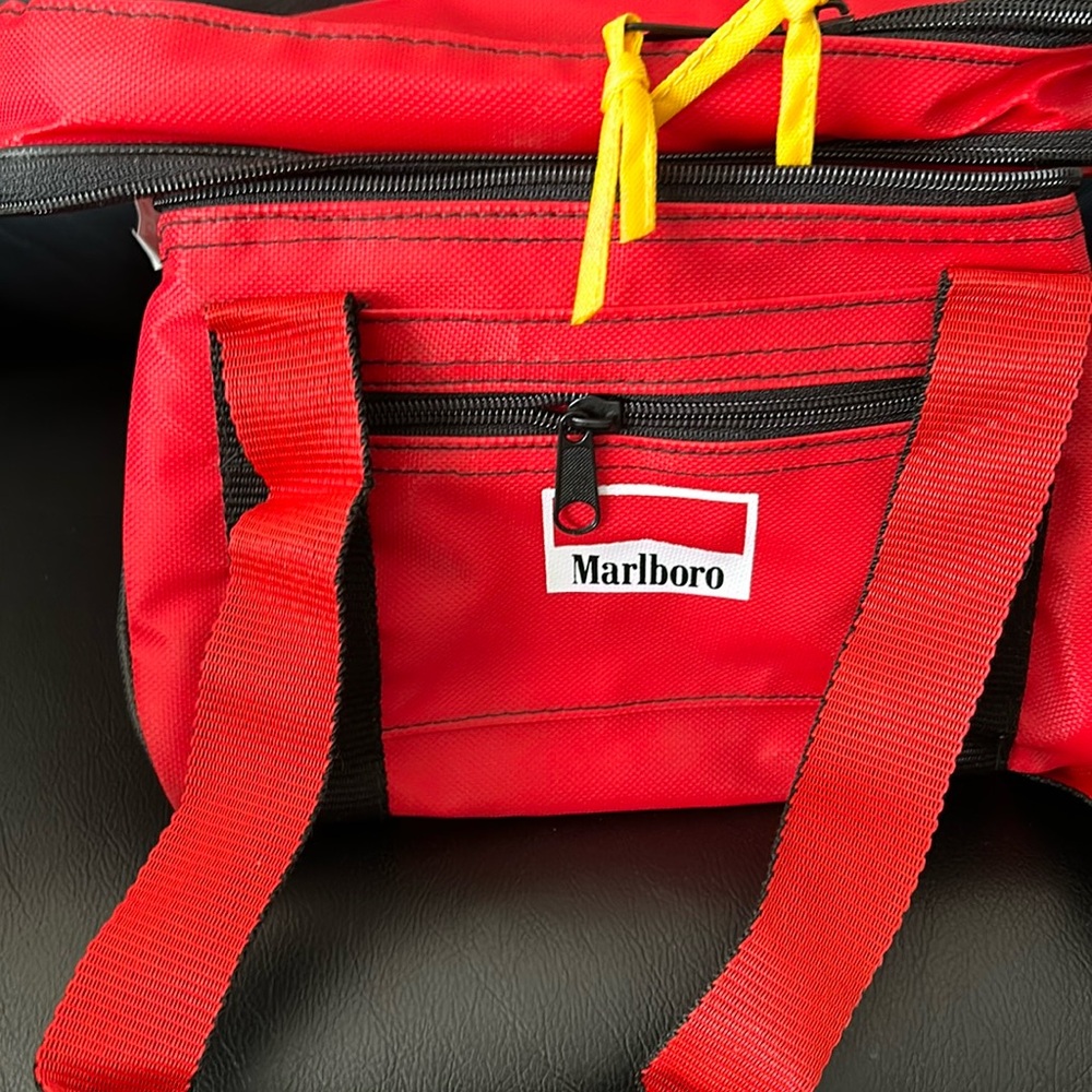 Marlboro Red Vintage nylon insulated cooler lunch box